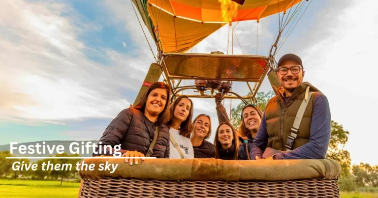 Guests enjoying a sunrise hot air balloon safari with Bill Harrop’s “Original” Balloon Safaris